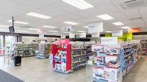 Maplin electronic retail stores, UK, Redditch, 500m², Squires and Brown - Contact: Paul Riley, GK Shopfitters - Contact: Michael Kinsey and Ian Grant, Pro Vision Photography, Artic, RockLink Grid, A-edge, 600 x 600, 1200 x 600, White, Rocklink 24mm,
