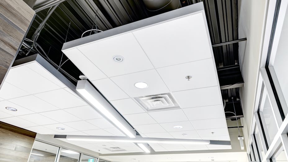 Rockfon Planostile Snap-in metal ceiling panels installed in museum.