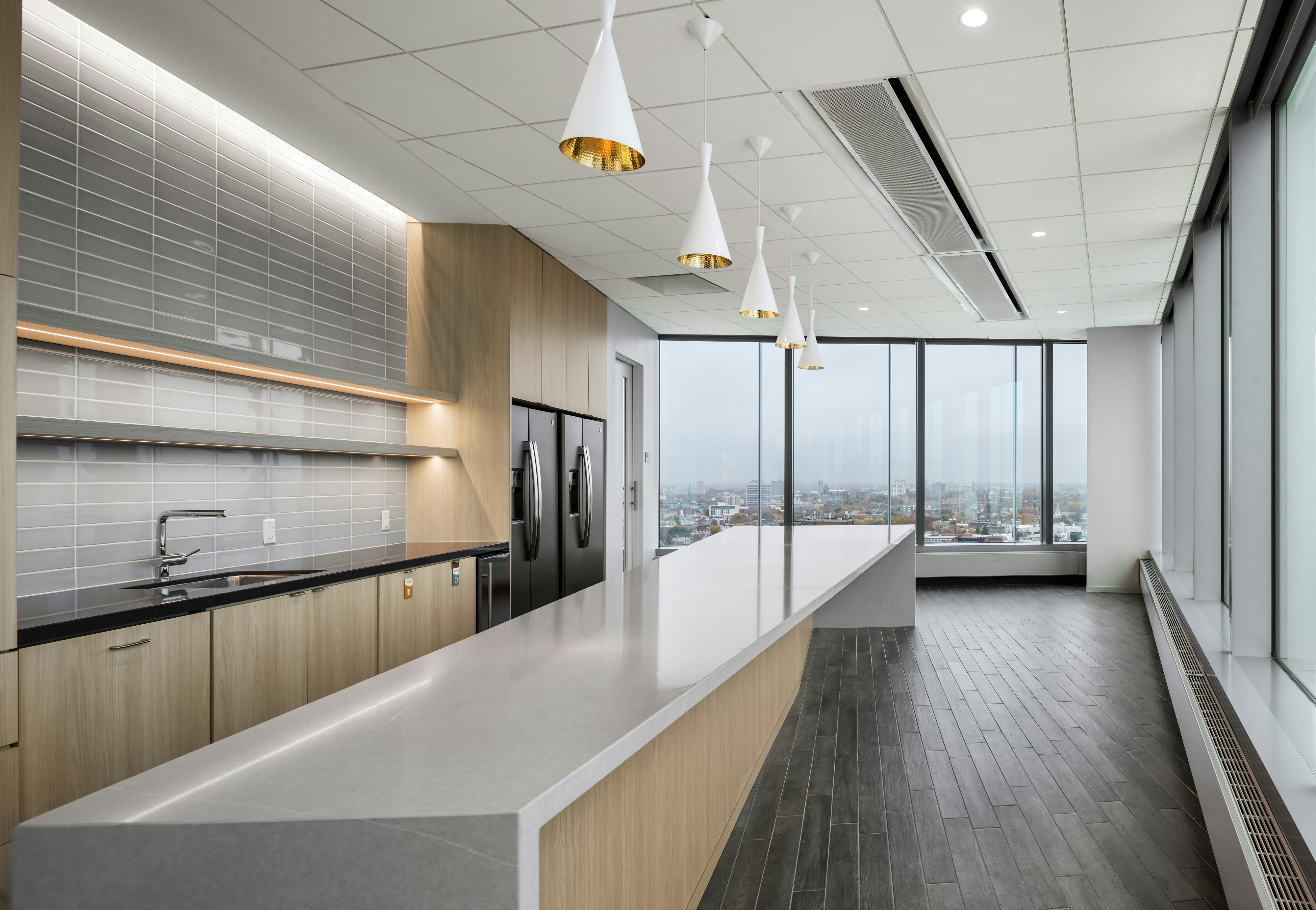 NA, Akamai, Koral, Chicago Metallic 1200