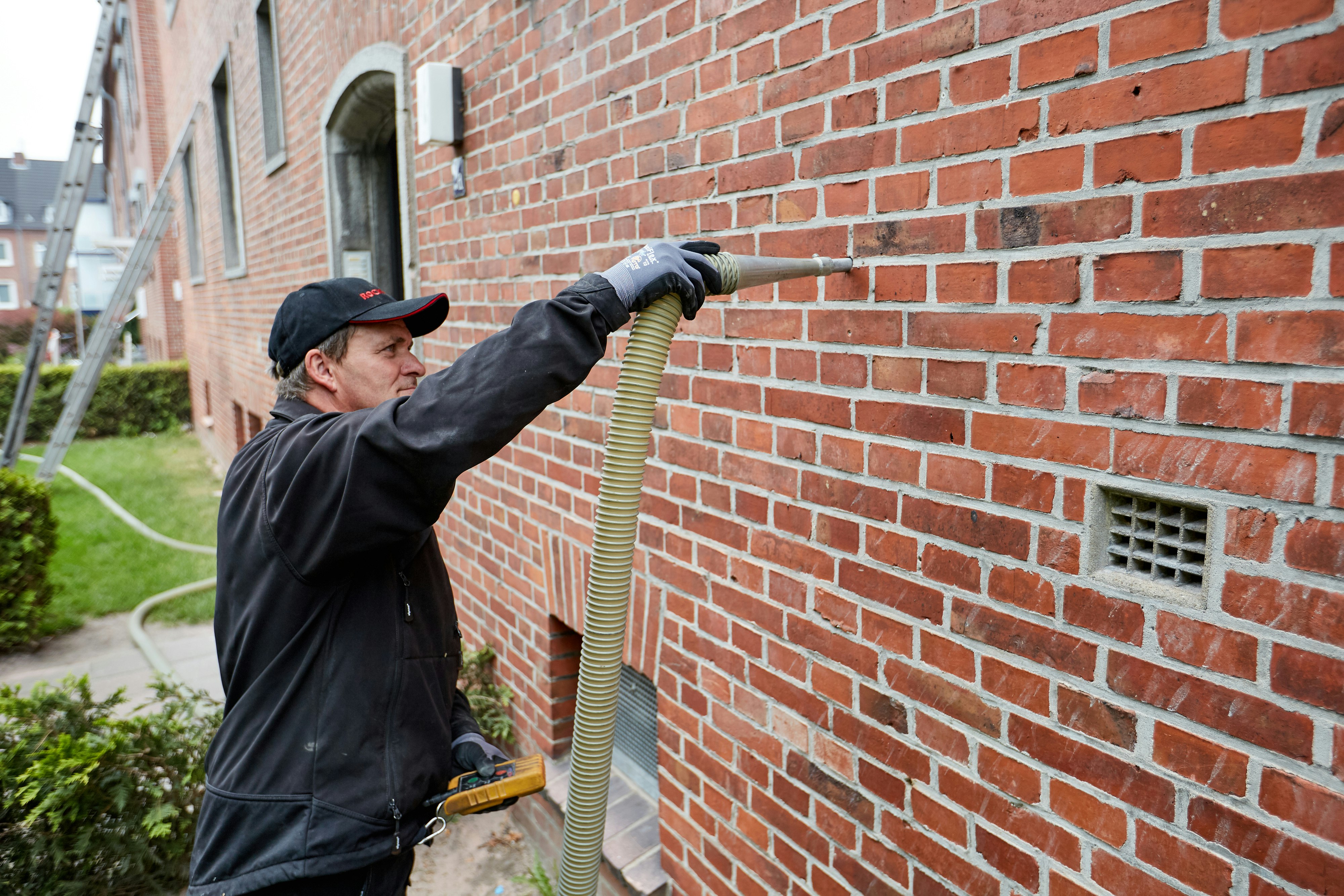 blow-in insulation, brick wall, eds, einblasdämmung, fillrock, fillrock kd plus, germany, PIM