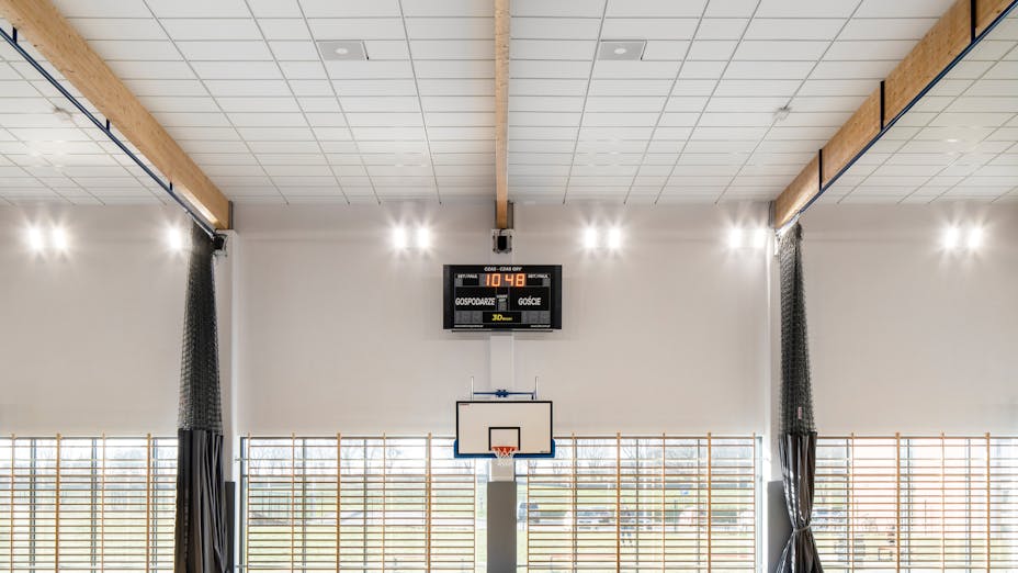 Gymnasium in Primary School Wiry in Wiry Poland with Rockfon Samson A-Edge, Rockfon System T24 A Impact 2A/3A