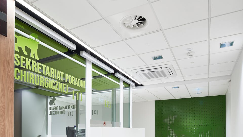 Acoustic ceiling solution: Rockfon® MediCare® Plus, 600 x 600