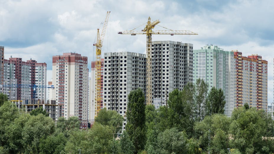 MUH, High-rise, construction, crane, regeneration. Kiev, Ukraine