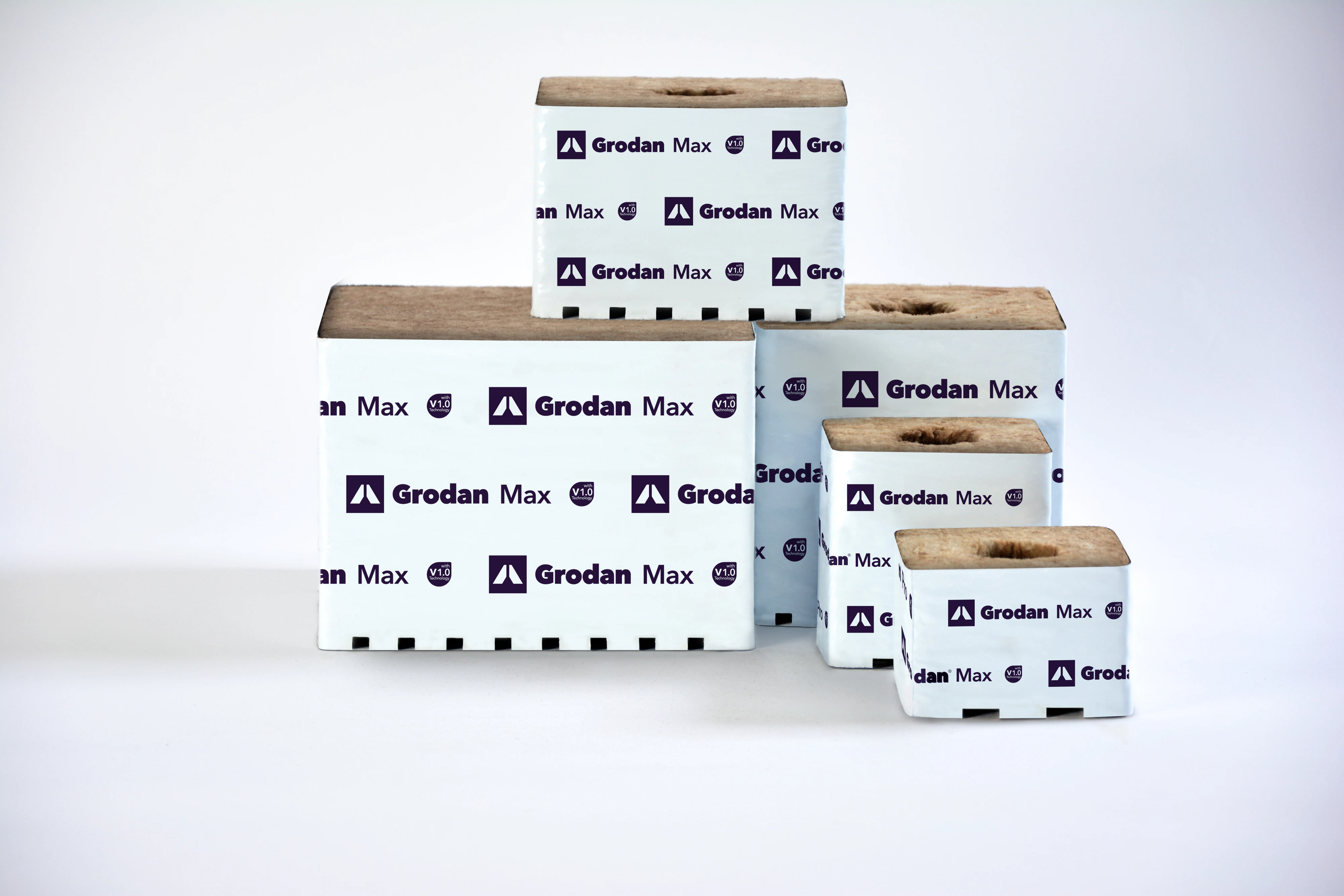 Grodan Max block family shot