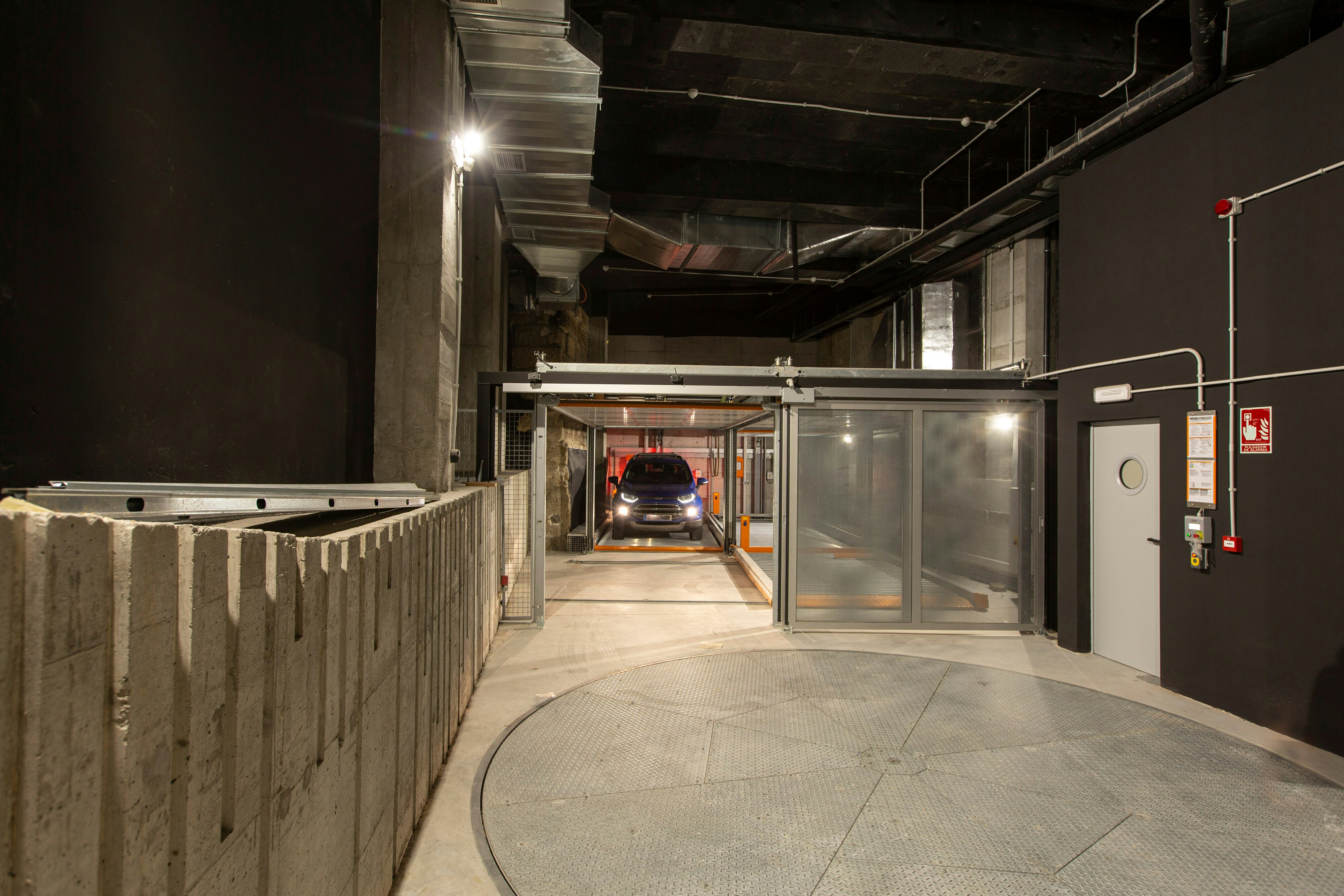 Hotel Colon Galicia de Vigo reconvertido en viviendas Passivhaus REDArt silicato, Ventirock, Hotel reconverted in Multi family house