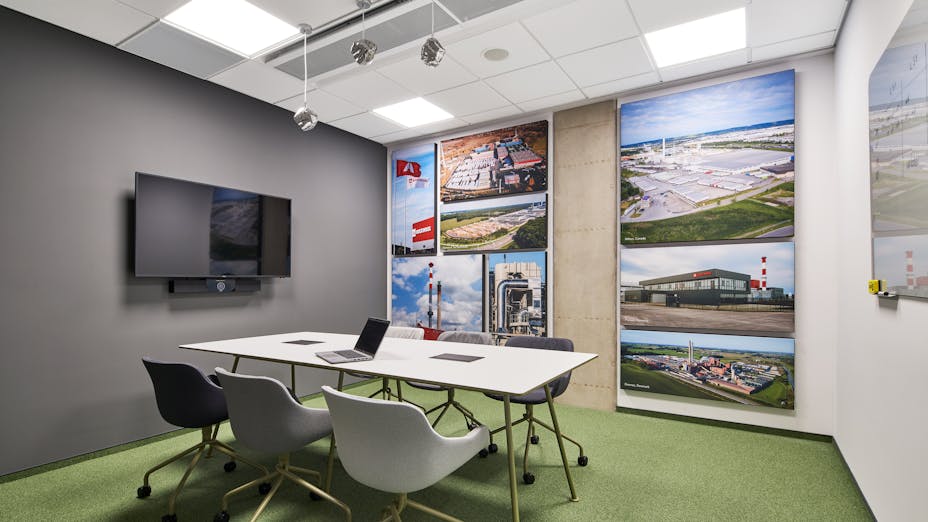 Consulting Room in ROCKWOOL GBS 4th Floor Offices Poznań in Poznań Poland with Rockfon Canva Wall Panel 