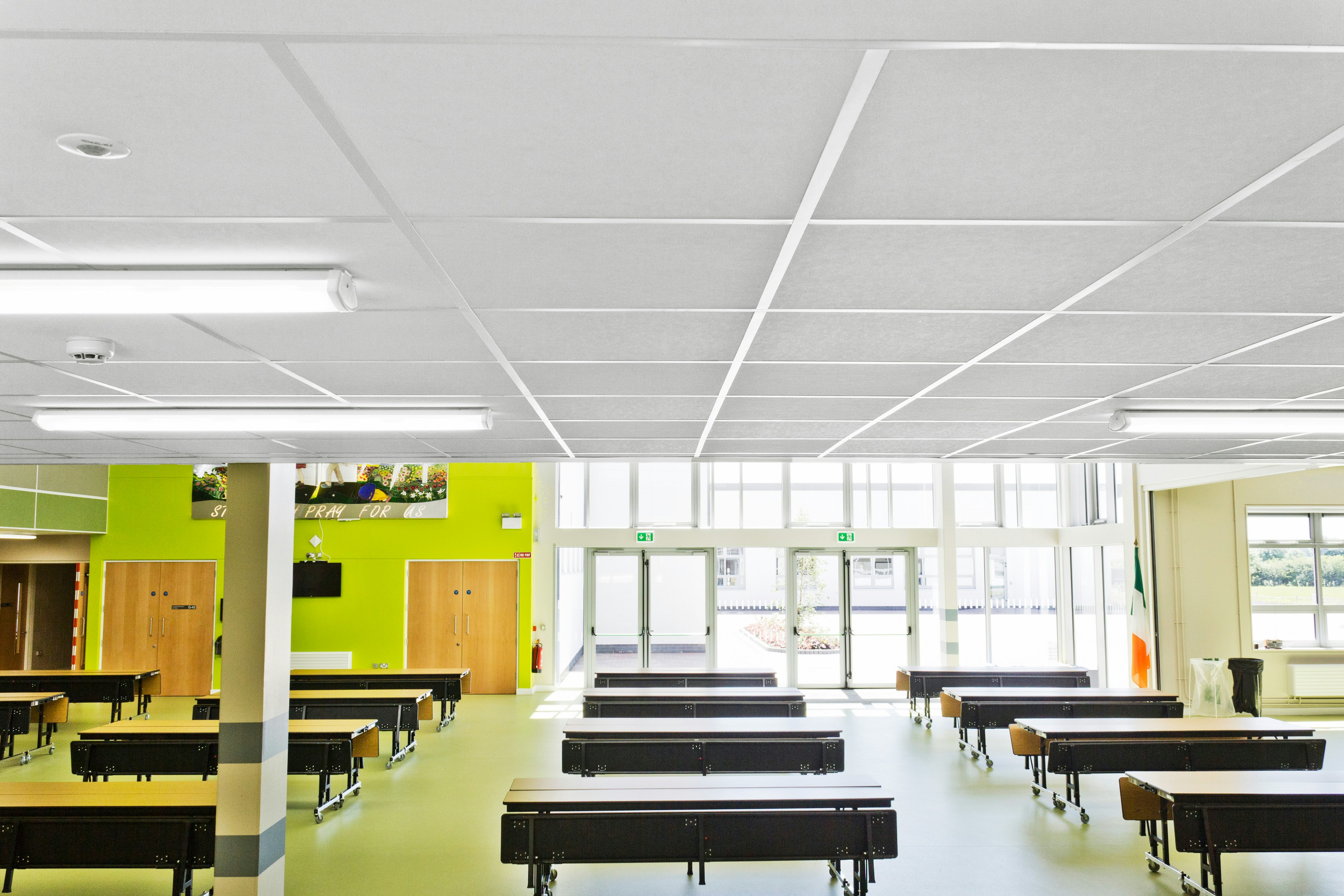 St Joseph’s Secondary School,Ireland,Tulla,5.650 m²,Henry J Lyons Architects Dublin,SIG,Main Contractor BAM,Local Council,Hyland Ceilings,Ian Flavin,Education,Rockfon Artic,A-edge,600x600,white,Chicago Metallic T24 Click 2890