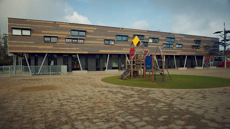 ‘The Tree House' community school project in Zaltbommel, The Netherlands with Rockpanel Woods exterior cladding