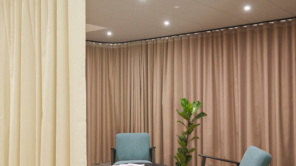 Acoustic ceiling solution: Rockfon Hub® - Rockfon Color-all®, 600 x 600