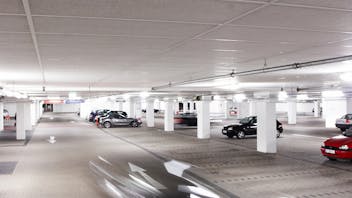 Parkhaus Parking Garage Facett A-edge 1200x600 ROCKFON