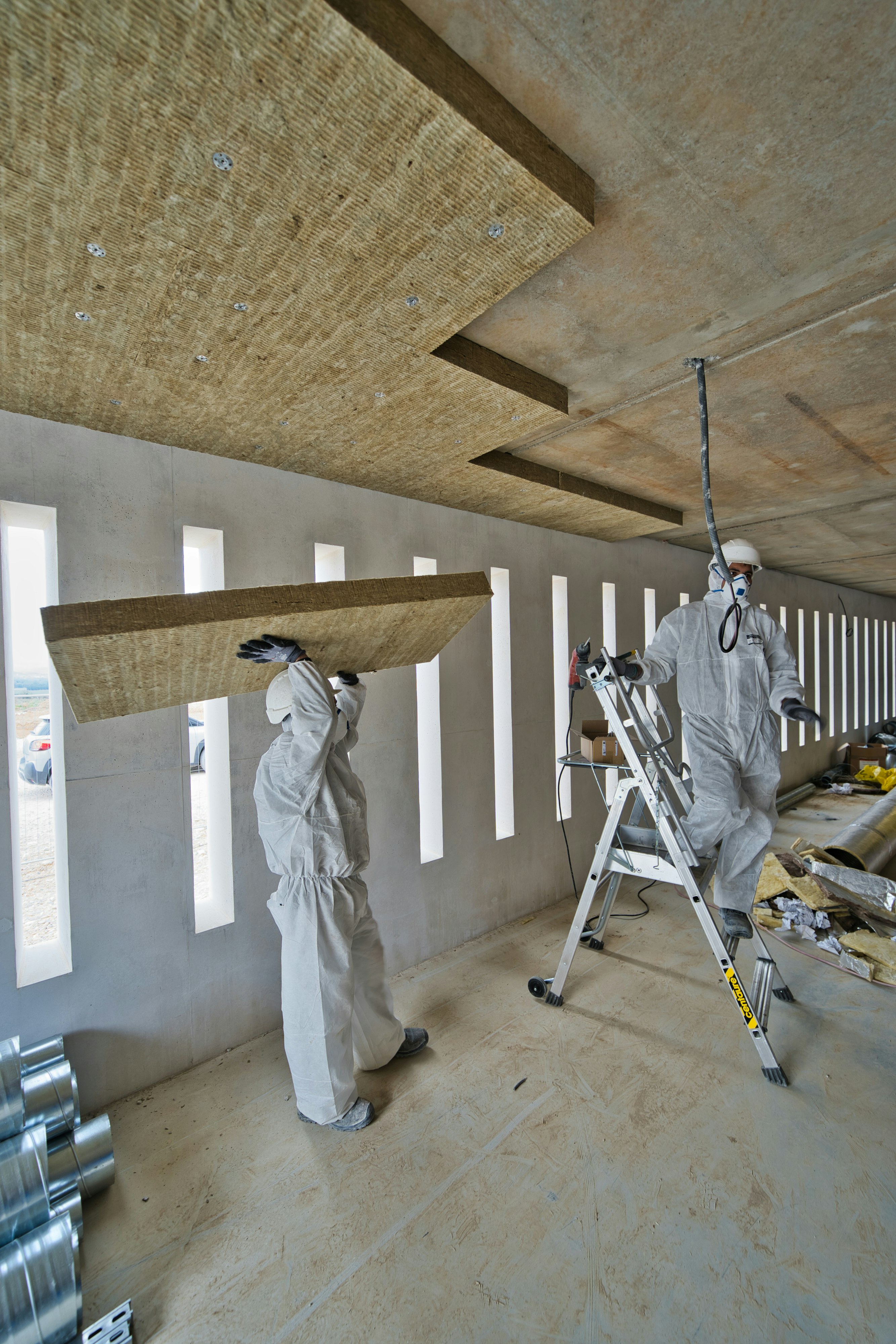 Rockfeu Therm RsD chantier référence plafonds - Collège Notre Dame 2022