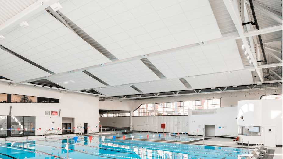 Swimming Pool Jonfosse in Liège Belgium with Rockfon Pallas