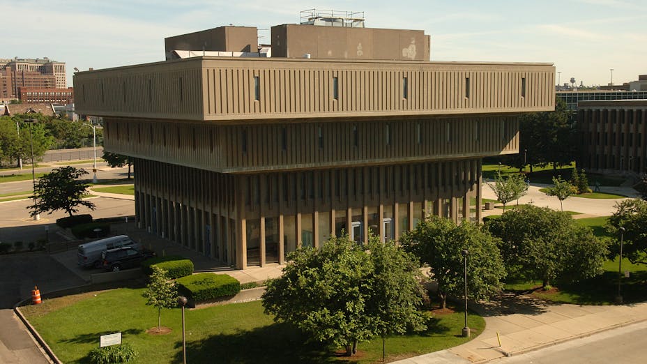 Wayne State case study roofing