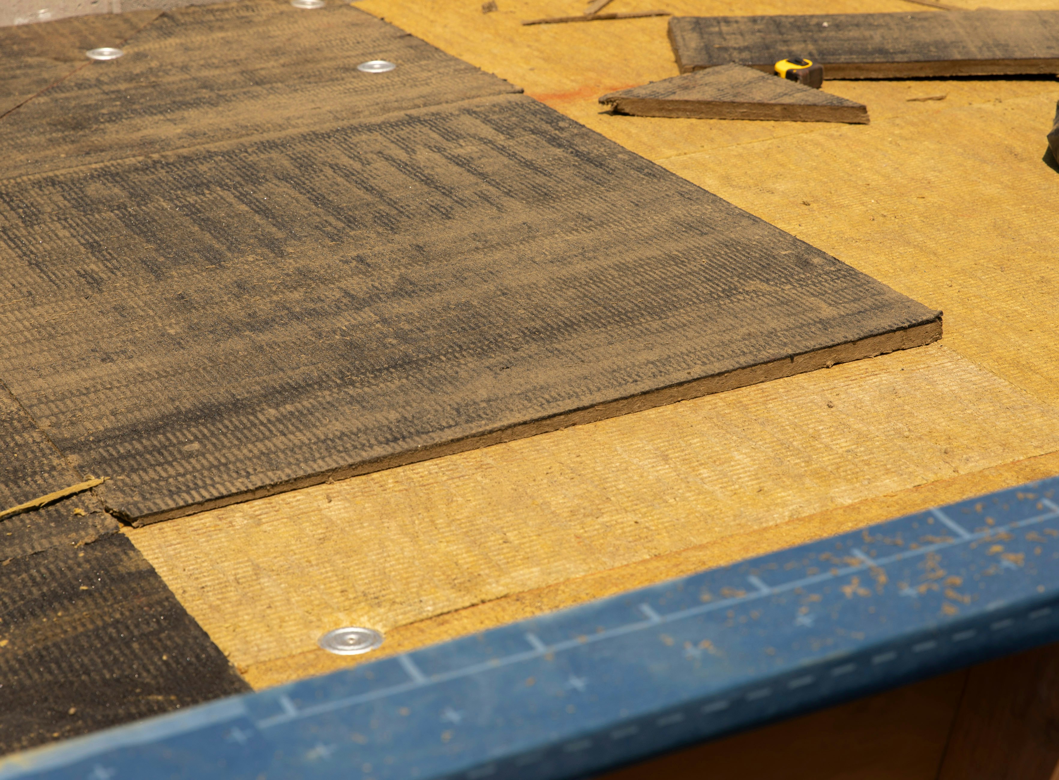 369 Warren St retrofit
Low slope roof install
Toprock DD Plus Tapered
Mass Timber roof install