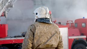 Health & Safety, Feuer, fire , fire truck, helmet, man, foam, Germany