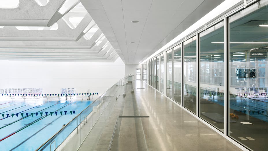 Guildford Aquatic Centre,Canada,Surrey,10405 m²,Bing Thom Architects,SHAPE Architecture,BKL Consultants,City of Surrey,StructureCraft Builders Inc./Heatherbrae Builders,Raef Grohne Architectural Photographer,ROCKFON Sonar,X-edge,610x610,white