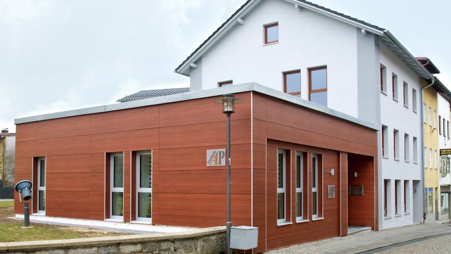 Rockpanel Profiles used as corner solutions on a project in Ruhmannsfelden, Germany