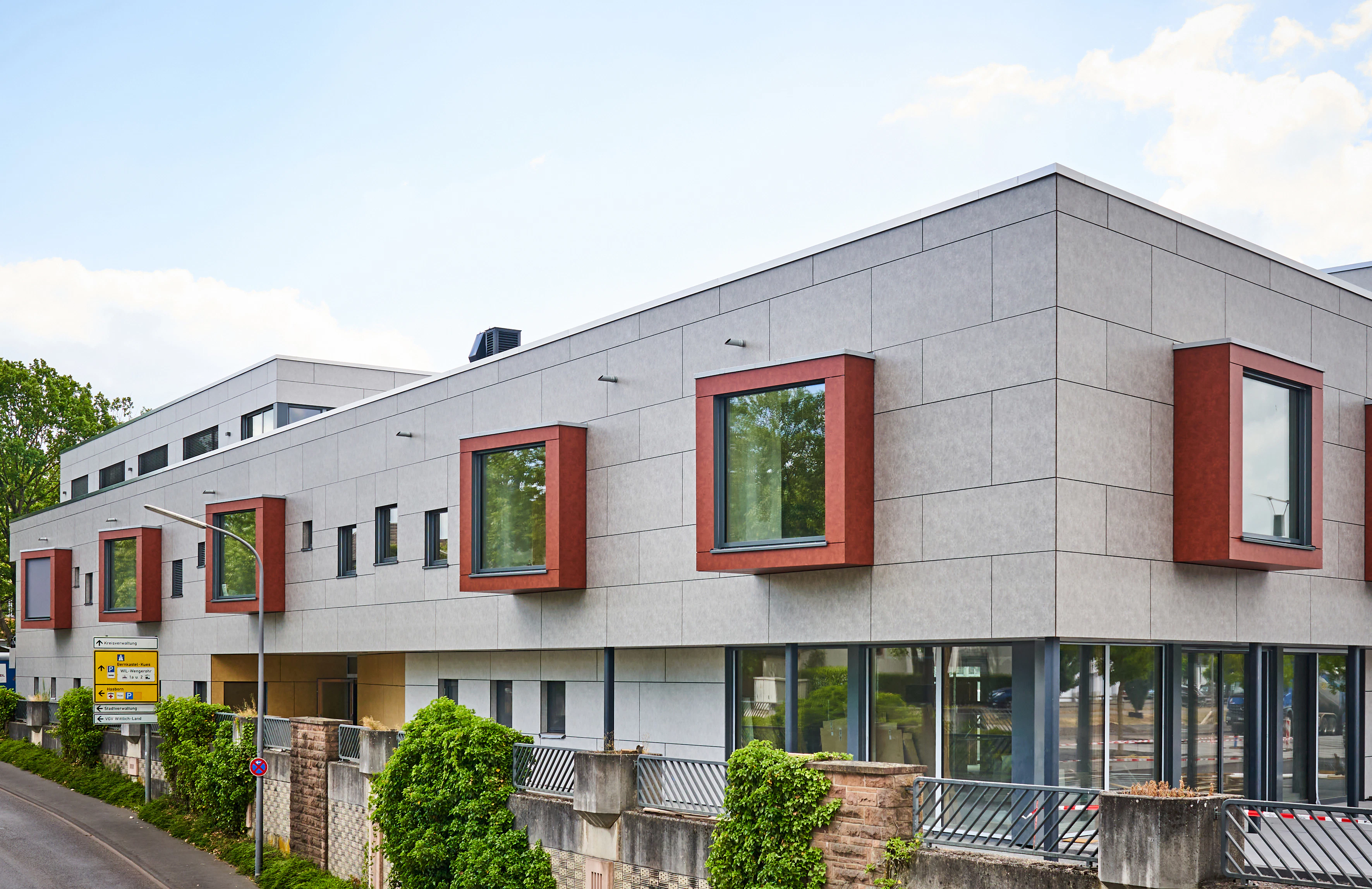 Rockpanel Stones Case Study
Wittlich
Rockpanel Stones Mineral Silver
Stones Mineral Chalk
Stones Mineral Limestone
Stones Mineral Rust