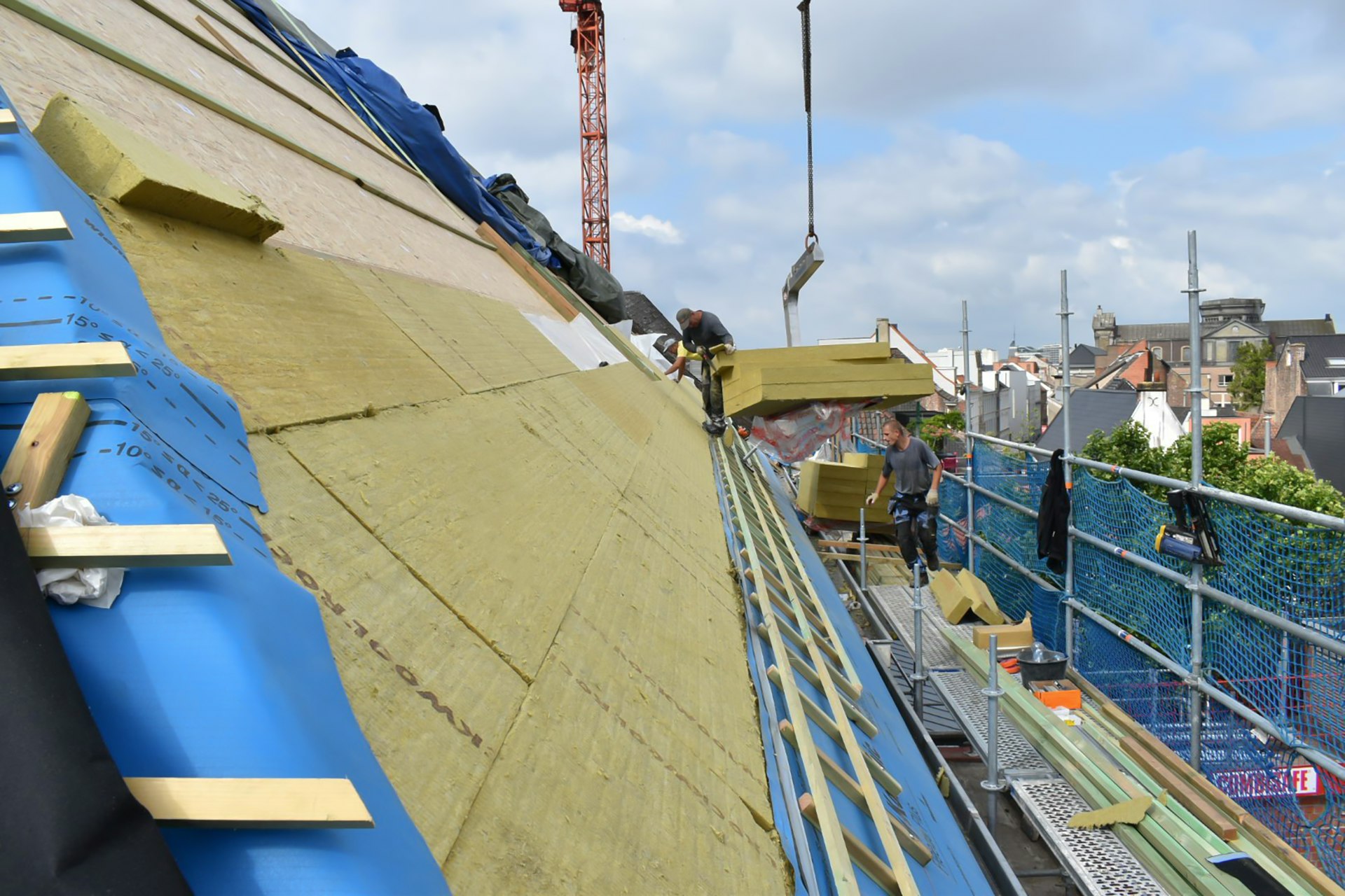 Rockroof Sarking, hellend daksysteem, gbi, hellend dak, pitched roof insulation, stonewool, construction, rw-bnl, nl, vl, fr