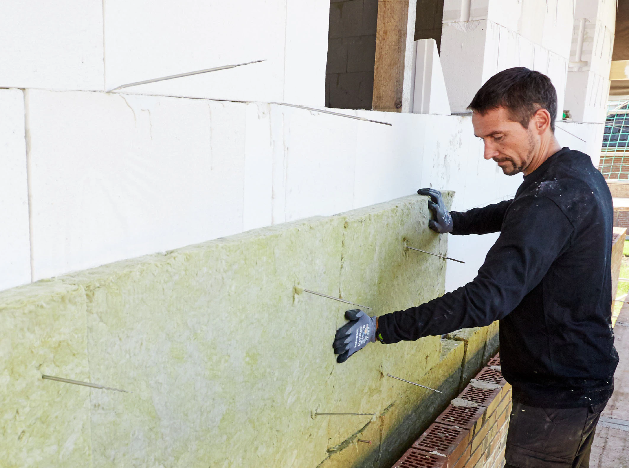 product, installation, cavity wall, cavity wall insulation, cavity wall insulation board, kernrock, kernrock 033, kernrock 035, kerndämmung, kerndämmplatte, zweischaliges mauerwerk, brochure, broschüre, dämmung von außenwänden, germany, PIM