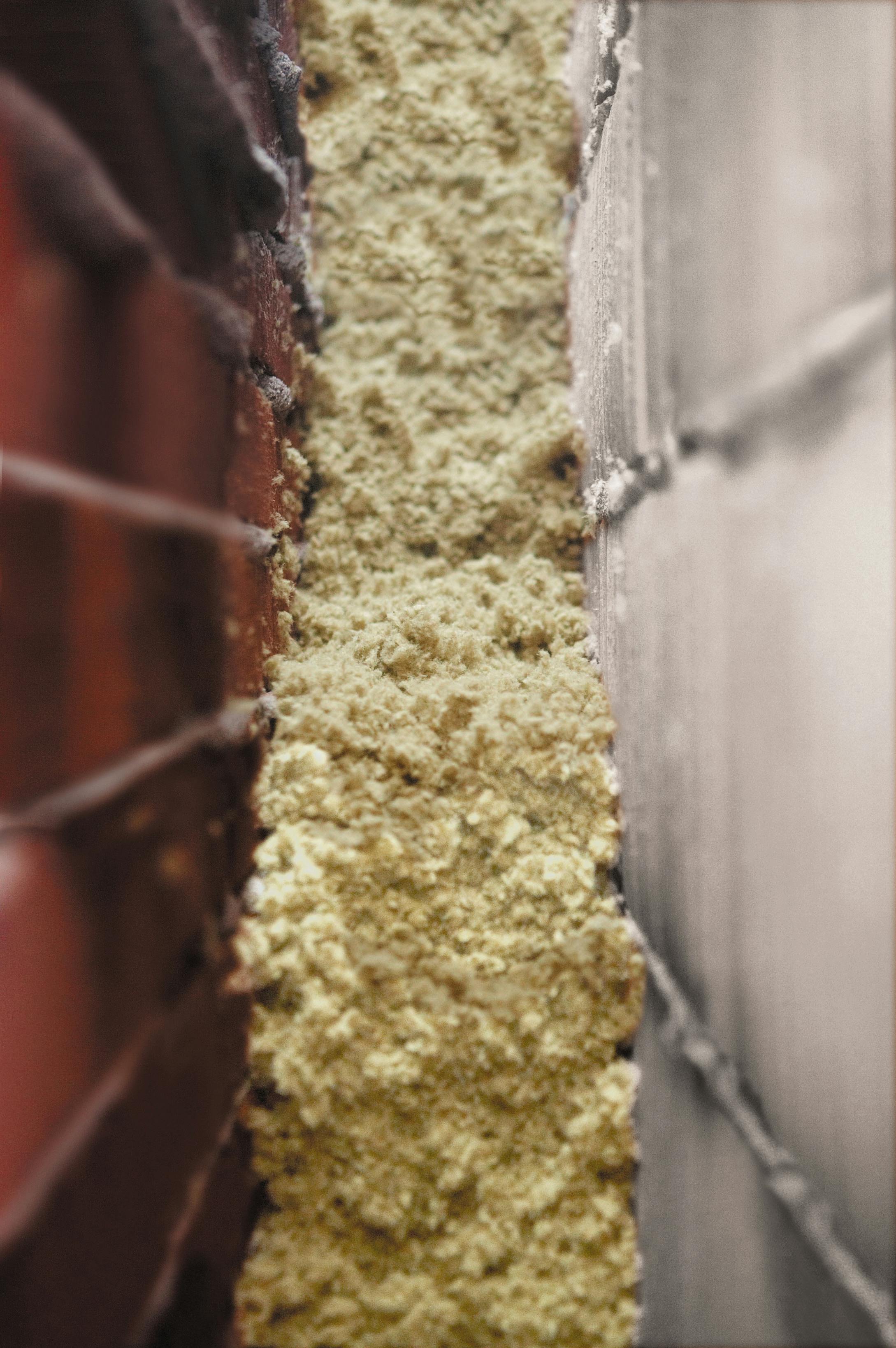 product, wall, cavity wall, wall insulation, insulation granulate, blown-in insulation, inblaaswol, Rockfit Fulfill