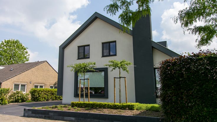 Revovation of a private house in Weert, The Netherlands with Rockpanel Colours exterior cladding.