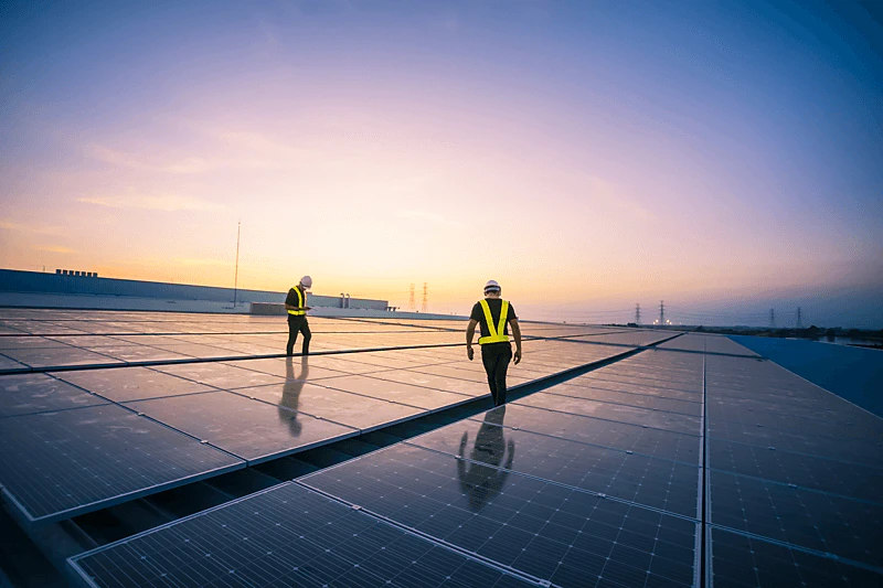PV panel, solar power, photovoltaic cell, roof, renewable energy, flat roof, installation