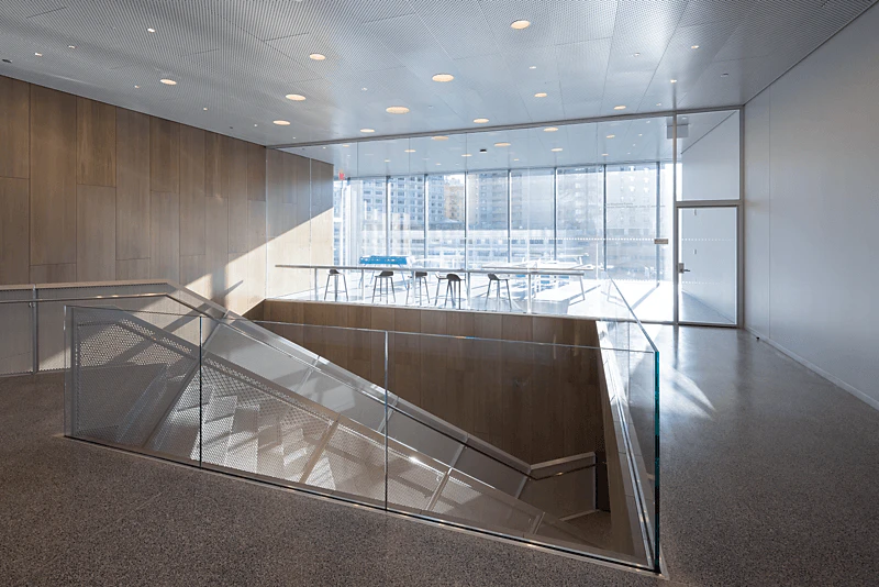 NA, Columbia Business School (CBS) - Geffen and Kravis Halls, Education, Diller Scofidio + Renfro, LEED® Platinum for neighborhood development, LEED® Gold for new construction, Spanair Torsion Spring 2'x8' Perforated in custom color: March Wind, Infinity 4" in custom color: March Wind, Perimeter Trim, Metal Ceiling