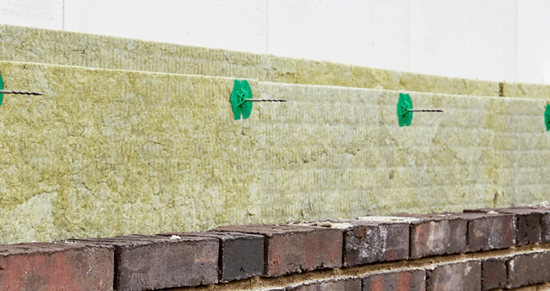 product, installation, cavity wall, cavity wall insulation, cavity wall insulation board, kernrock, kernrock 033, kernrock 035, kerndämmung, kerndämmplatte, zweischaliges mauerwerk, brochure, broschüre, dämmung von außenwänden, germany, PIM