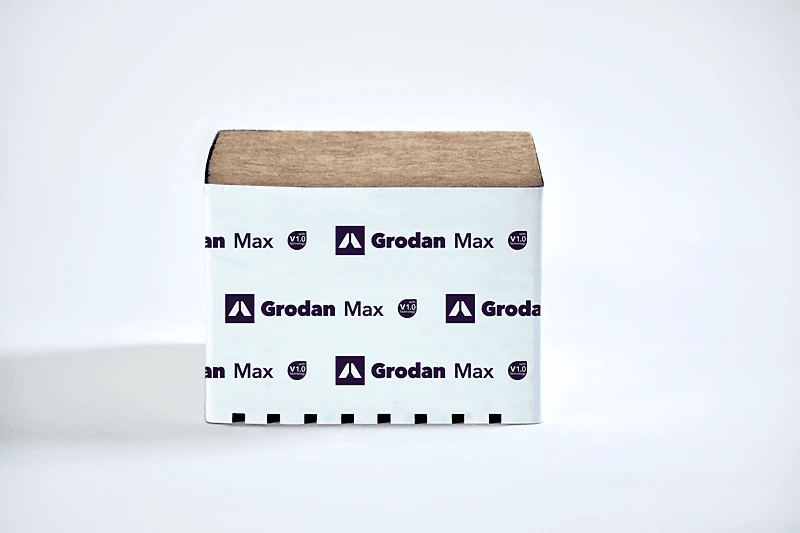 Grodan Max 57 (little mama) block front view