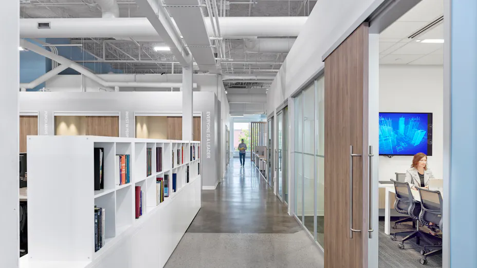 Rockfon Sonar, Infinity and Chicago Metallic 4000 Tempra installed at Aercoustics for open office acoustics