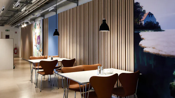DK - Hedehusene Headquarters, Canteen