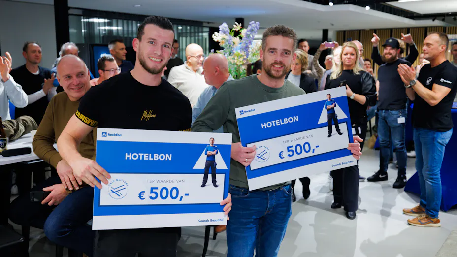 Na een spannende finale in Wijnegem tussen de tien finalisten, wint het montageteam van Marvo Systeemplafonds de Rockfon Grid Masters.