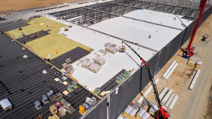 Reference case, Taulov Dry Port, Hardrock, building site, FRI, roof, construction