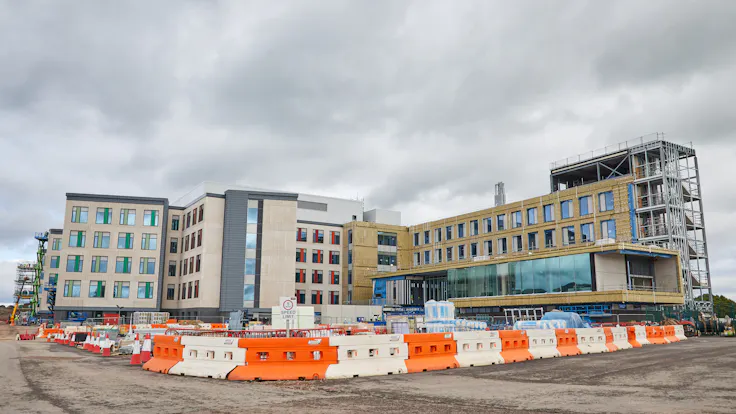 Request permission from RW-UK to use.SCCC Cwmbran – this is a Healthcare Project specifically a Specialist and Critical Care Centre in South Wales.Lot of products on this one, primarily façade switched to RW for non combustibility – some RCS and RockFon products and a lot of RW Fire Protection products.