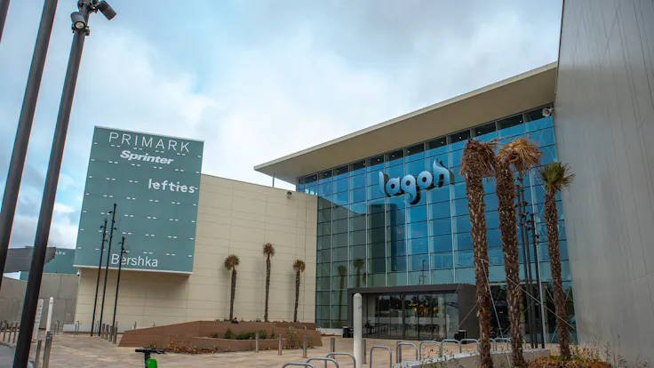 Lagoh Shopping Center, Centro Comercial, Conlit Ductboard, Cinema, HVAC, Fire Protection, Rockpanel, Rockfon, Rockbardage, Hardrock, REDAir, REDArt, Ventirock Duo, Mono Acoustic, Color All, Alpharock 225, Curro Moreno-Aurioles