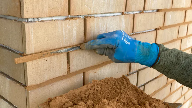 new residential and commercial buildings, facade, facade insulation, etics, coverrock X-2, neubau wohn- und geschäftshäuser, fassade, fassadendämmung, wärmedämmverbundsystem, presse, germany, presse, press, bernauer straße, reference case DE, Foto MKS
