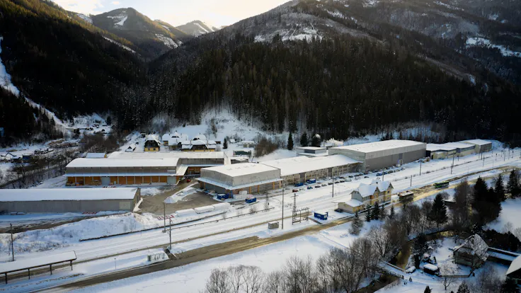 reference, referenz, holzmodulbau, wooden modular construction, neubau, new building, brandschutz, firesafety, fireproof, conlit, rw 800, HVAC insulation, rohrdämmung, pipe insulation, serial construction, serielles bauen, germany, presse, press