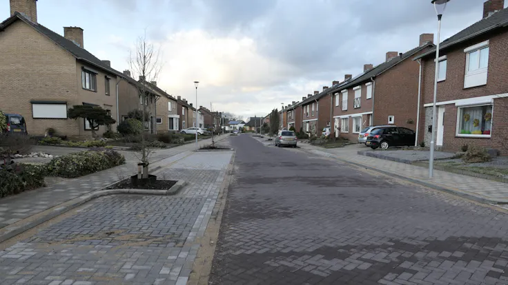 case study, maasbracht, after, rockflow, street, city, cars, lapinus
