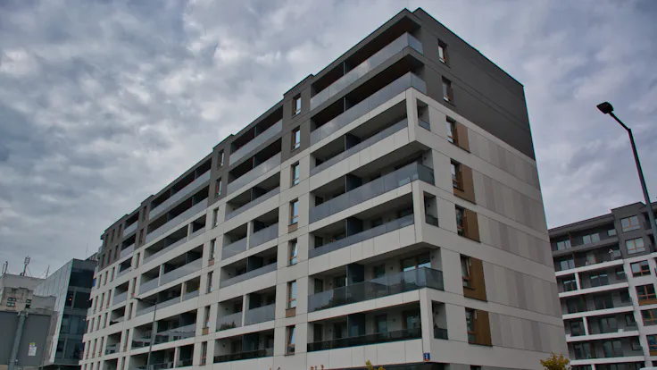 Nowa Mangalia, MUH, Warszawa