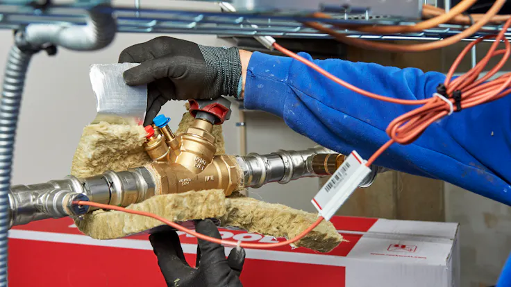 Reference case, TECLIT, Kolding Sygehus, Hospital, technical insulation, ITI, lamella mat, pipe section, case study, HVAC, cooling