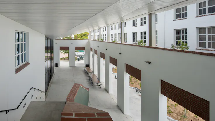NA, St. Petersburg High School (SPHS), Education, Renovation and expansion – architect/interior designer: Rowe Architects Incorporated, ENERGY STAR® certification, Planar, Metal Ceiling