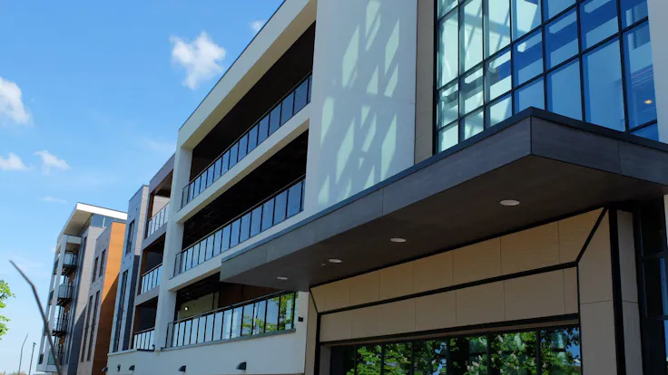 ExtraCare Longbridge in Birmingham (United Kingdom) with Rockpanel Woods FS-Xtra facade cladding