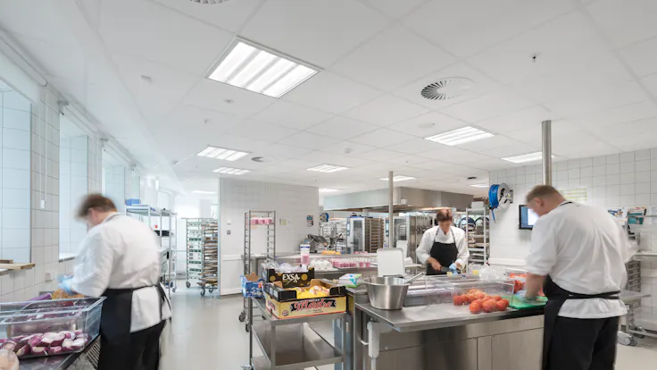 DK, Mærsk Tower, C.F. Møller, Education, University, Health, Kitchen, Rockfon Hygienic, A edge, 600x600, white