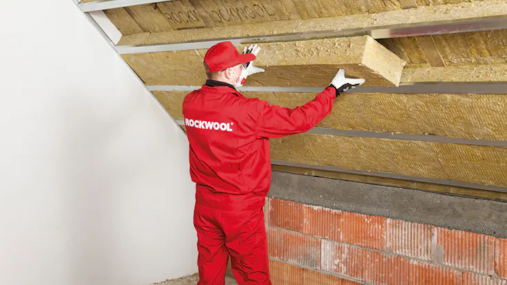 pitched roof, how to insulate, step 4