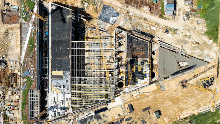 case study Cogiteon green roof Kraków, Poland , Małopolskie Centrum Nauki, construction site