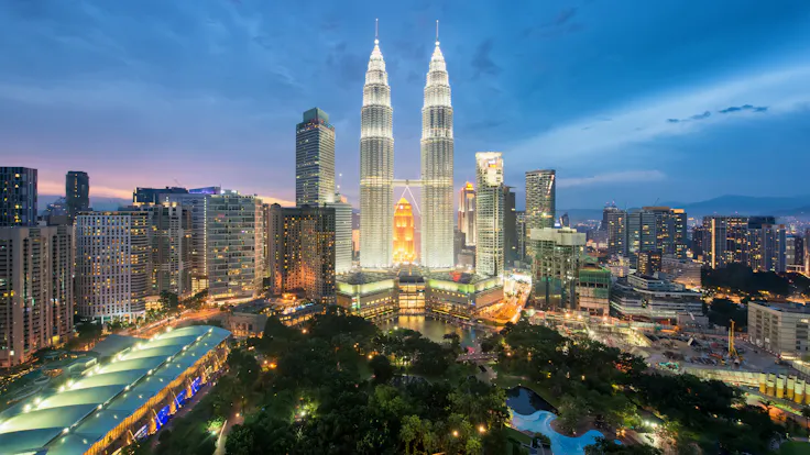 Petronas Twin Towers, Fire-Resilience, night
