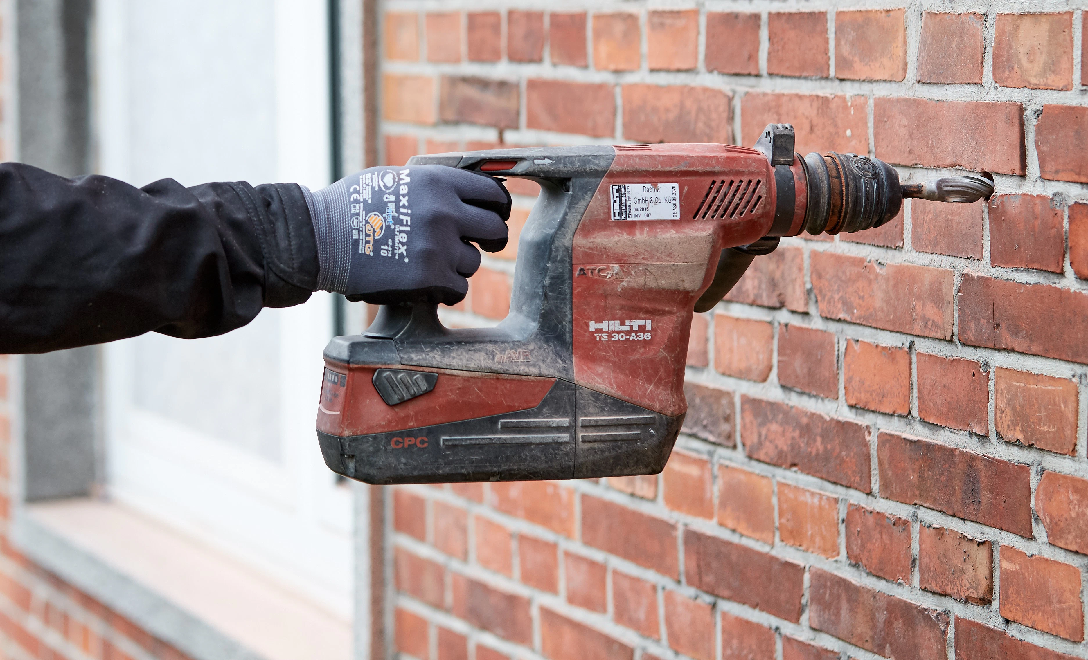 blow-in insulation, brick wall, eds, einblasdämmung, fillrock, fillrock kd plus, germany