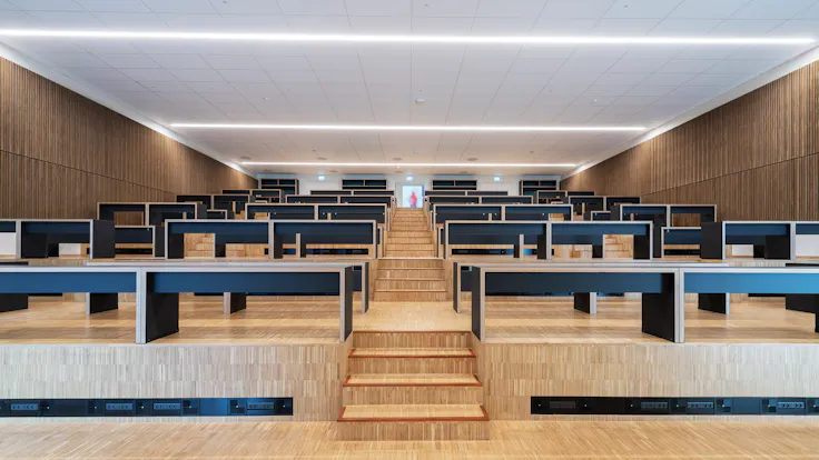 DK, Politiskolen, Vejle, Erik Arkitekter, Svend Christensen, Education, Auditorium, Rockfon Sonar, A-Edge, 600x600, white