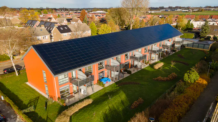 Nieuwbouw met facade afwerking Rockpanle La Reinalaan 7 Bovenkarspel